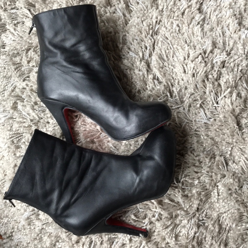 Back Booties - fake Louboutin